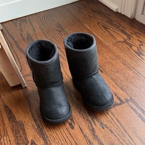 UGG Classic Black Kids Boots